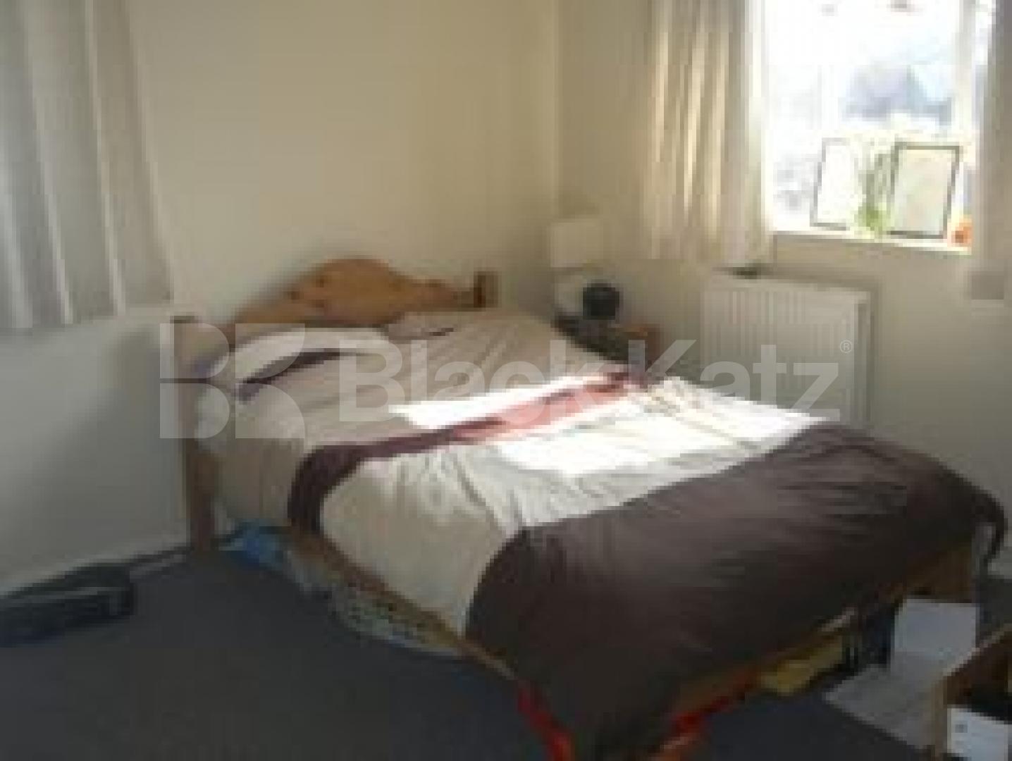 			AMAZING VALUE FOR MONEY!!!, 3 Bedroom, 1 bath, 1 reception Flat			 Carysfort Road, CROUCH END N8